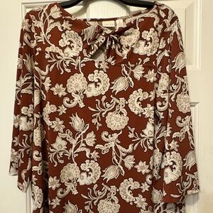 Chico’s twist top blouse